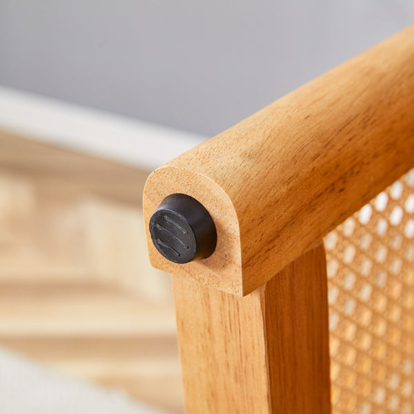 English Elm Table Set: Classic Solid Wood Dining Table With Ergonomic Techno-Fabric Chairs For Style & Comfort W1151S04064-GIGA