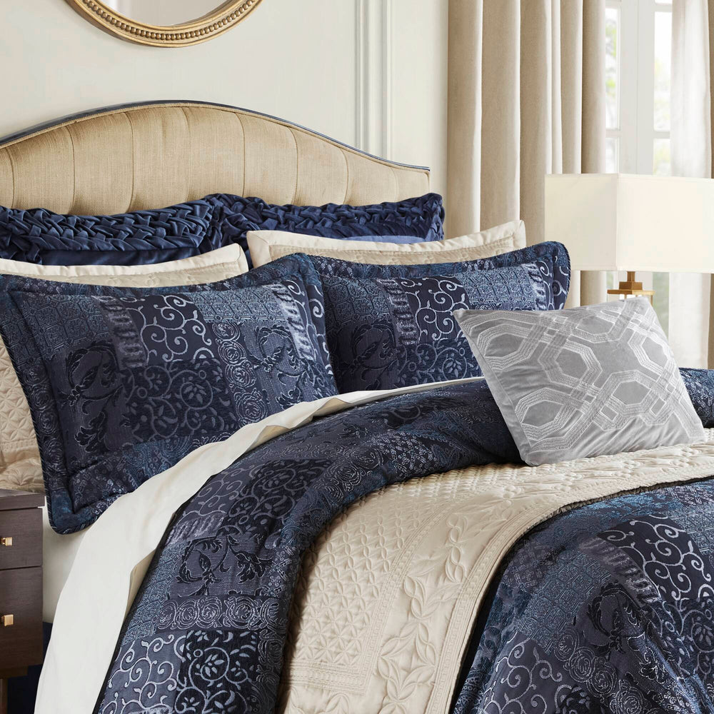JLA Home Croscill Classics - Comforter Jacquard Patchwork Set with Luxe Sheen and Ornamental Texture for Timeless, Transitional Style 96 L x 92 W x 1.5H CCL10-0071