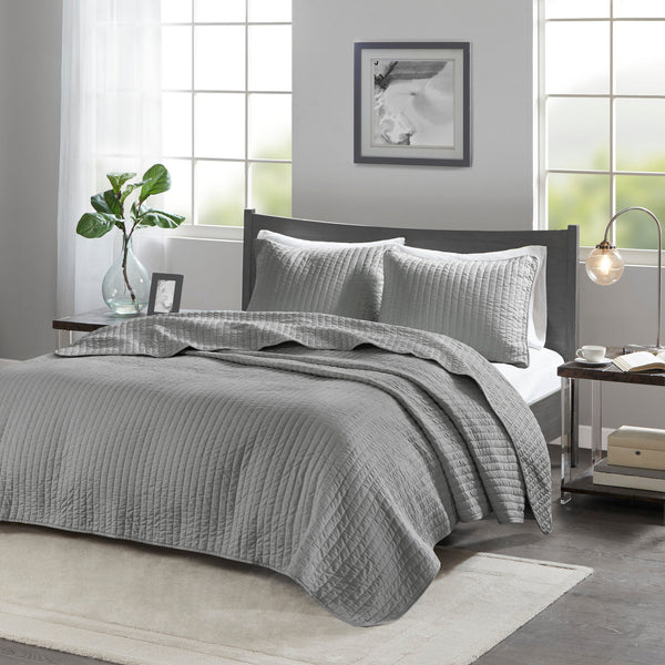 English Elm 3 Piece Quilt Set Keaton Reversible Brushed Microfiber Full/Queen with Antimicrobial Freshness and Cozy Channel Quilting Grey 15.35 L x 17.72 W x 7.87 H B035129039
