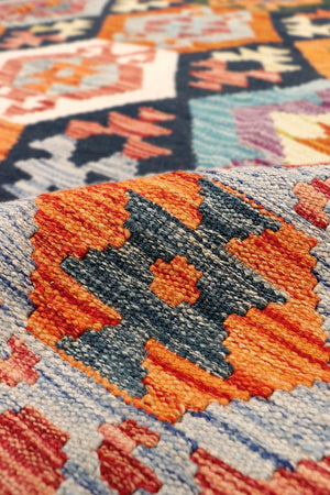 Pasargad Home Kilim Collection Handcrafted Reversible Wool Area Rug For Timeless Elegance   990247 8.06x11