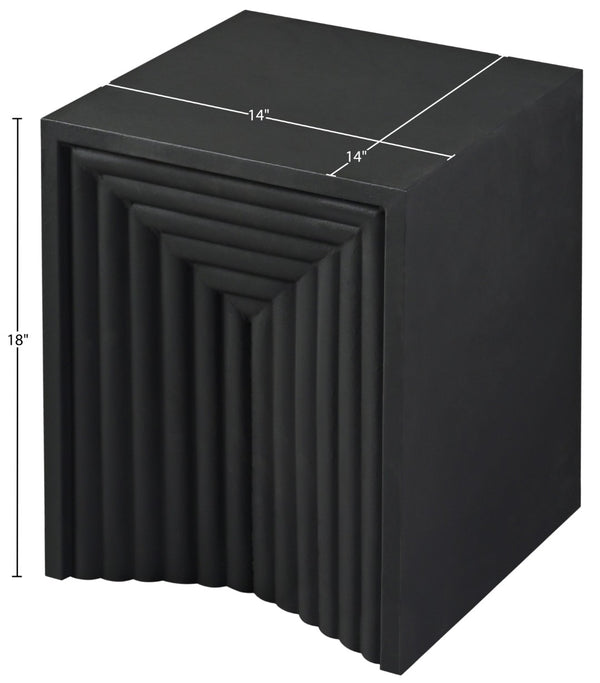 Meridian Furniture Centennial Art Deco Iron Side Table with Geometric Frame for Living Room or Bedroom Decor Black 99047Black-ET