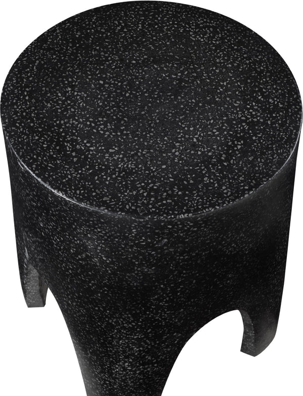 Meridian Furniture Foligno Sculptural Concrete End Table with Arched Cutouts for Indoor Outdoor Living Spaces Black 99054Black-ET