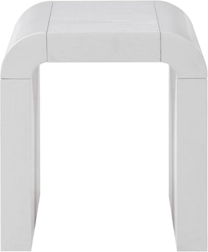 Meridian Furniture Toulon Oak Veneer End Table with Sculptural Curves and Warm Grain for Modern Living Rooms White 99072White-E