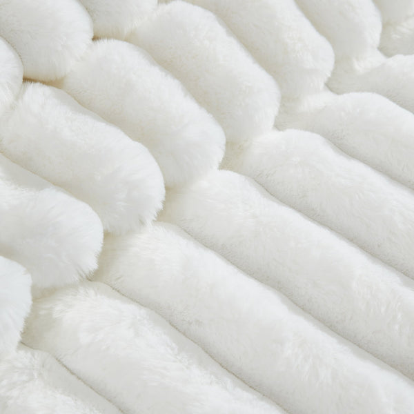 English Elm Everett Plush Channel Faux Fur Comforter Set Full/Queen with Micro Mink, Matching Shams & Pillowcare Ivory B340P341814