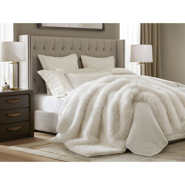 English Elm 1-piece Oversized Faux Fur Throw Bobcat Print Plush Velvet Backed Cozy Sofa Blanket White B035P408337