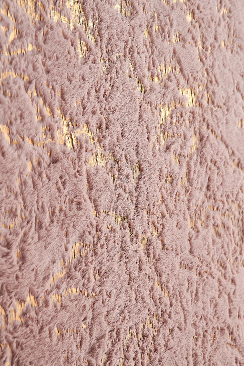 English Elm Luxury Dust Pink Faux Fur Area Rug With Gold Accents - Soft, Machine Washable & Versatile Decor Piece B030P233674