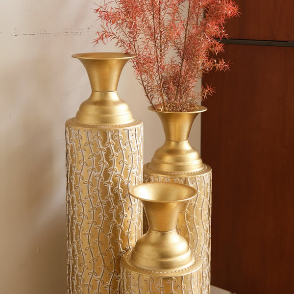 English Elm Metal Decorative Vases Set Of 3 - Antique Gold Finish With Etched Vine Patterns For Elegant Décor W2796P192834