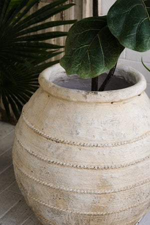 English Elm 17.5x17.5x18.5" Magnesium Round Planter Weathered White Ridged Farmhouse Garden Pot W2078P495296