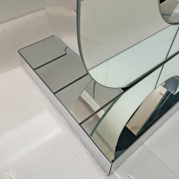 English Elm Modern Mirrored Console Table with Silver Double C Base for Entryway or Sofa W3836P382513
