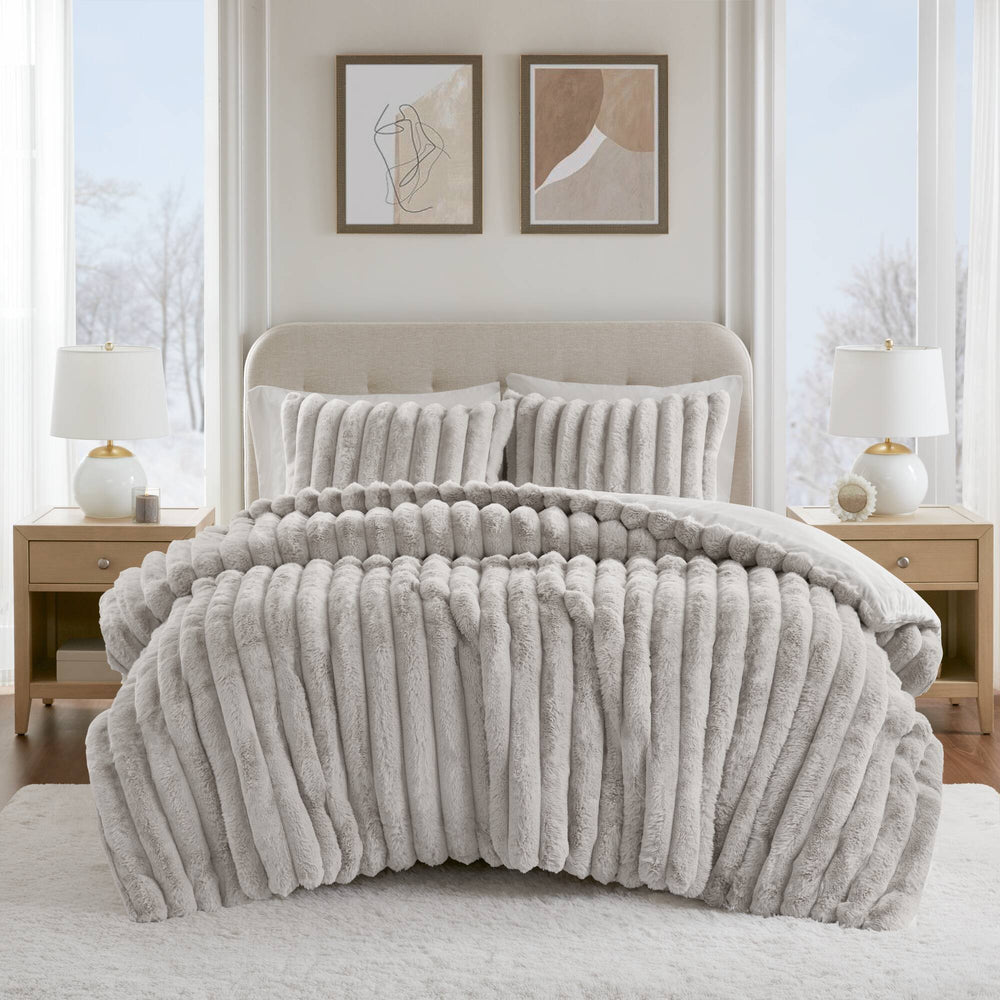 JLA Home Madison Park - Ultrasoft Luxe Faux Fur Ribbed Comforter Set with Crystal Velvet Backing for Plush, Modern Bedding Light Gray MP10-8770