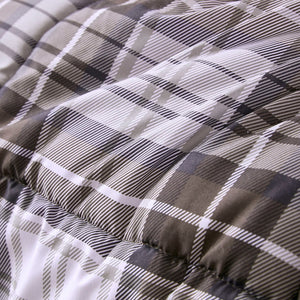 English Elm Full/Queen Parkston 3M Scotchgard Plaid Comforter Set – Moisture-Wicking, OEKO-TEX Antimicrobial, Ultra-Soft Bedding B03599080
