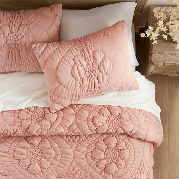 English Elm 3-Piece Soft Pink Comforter Set For Full/Queen Beds - Cozy, Breathable, Easy Care & Stylish Design B035P408218