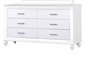 English Elm Livorno Embossed Silver Champagne Chest with Felt-Lined Top Drawer, Dovetail Full-Extension Drawers, Mirror Trim Accents Silver+White 37 L x 65 W x 20 H B078P286325