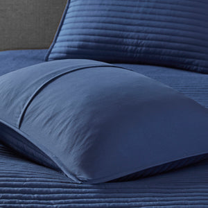 English Elm 8 Marina Seersucker Comforter & Quilt Set Full/Queen - Watercolor Stripe, Hypoallergenic, Layerable Blue 23.62 L x 18.9 W x 17.13 H B03597096