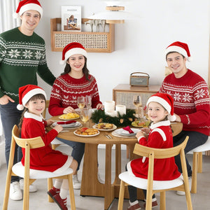 English Elm Round Farmhouse Dining Table Seats Four with Warm Oak Grain Finish for Kitchen Nook W2700P415283