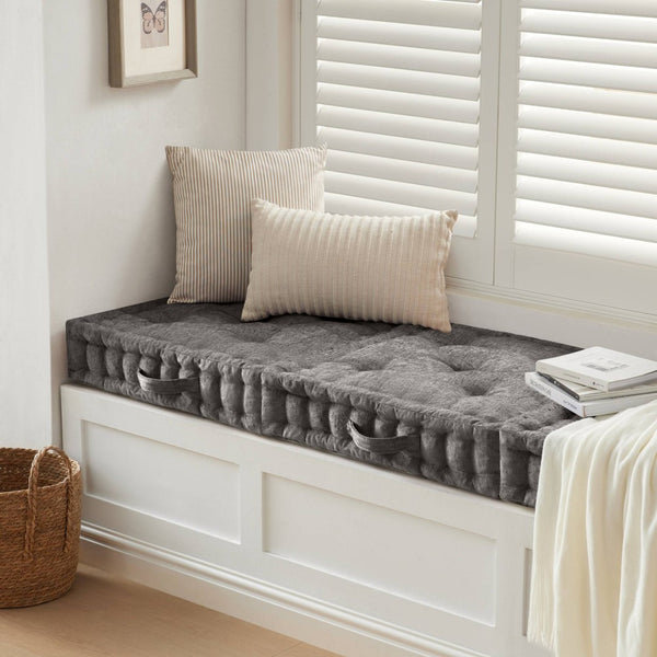 English Elm 1- Piece Tufted Chenille Floor Cushion with Scalloped Edge for Bohemian Living Spaces Charcoal B035P482971