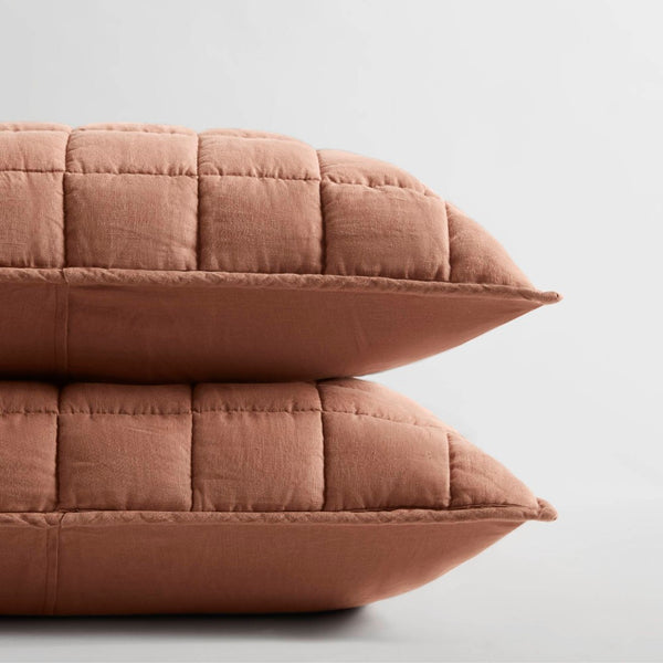 English Elm 3-piece French Linen Quilt Set King Garment Washed Box Stitch Breathable Bedding Brick Red B035P408304