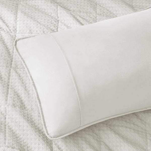 JLA Home Comfort Spaces - Waffle lightweight textured quilt set — breathable, Oeko-Tex certified comfort with plush waffle weave finish White AM14-0376