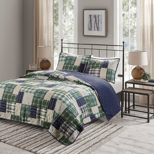 Madison Park Timber Lodge/Cabin 3 Piece Reversible Printed Quilt Set MP13-7525 Green / Navy