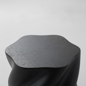 English Elm 19.69'' Petal Shaped Fiberglass Drum Side Table Sculptural Organic Modern Living Room W2664P462012