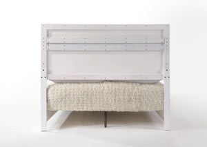 English Elm Naima Sleek High Gloss Queen Bed with Sparkling Acrylic Headboard, Chrome Block Legs, Modern Design Gloss White 84 L x 10 W x 3 H B2726S00502
