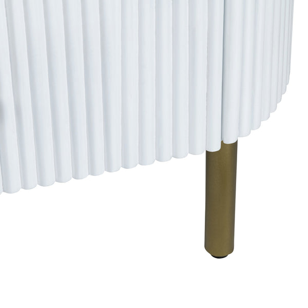 Crestview Collection White Fluted Oval Chest - Matte White Storage Solution With Brass Accents For Stylish Organization White Solid Wood Cvfdr1302