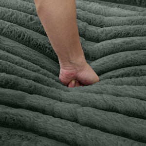 English Elm Oversized Double Chaise Lounge Sofa Bed – Plush Cloud Couch With Usb Ports, Cup Holders & Pillows N719S002110R-GIGA