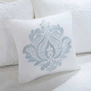 JLA Home Madison Park - 6 Reversible Daybed Cover Set with Antimicrobial Protection, Quilted Texture, Striped Skirt & Pillow White MP13-3980