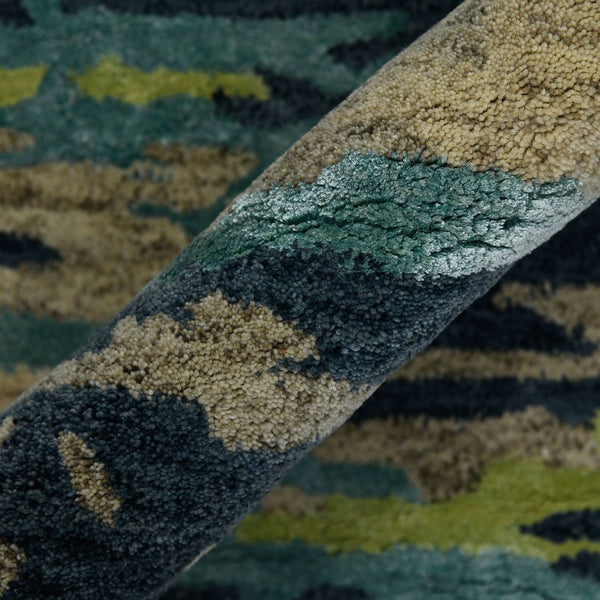 Abstract Hand-tufted Wool Viscose Area Rug Artisan Crafted Accent for Modern Living Spaces