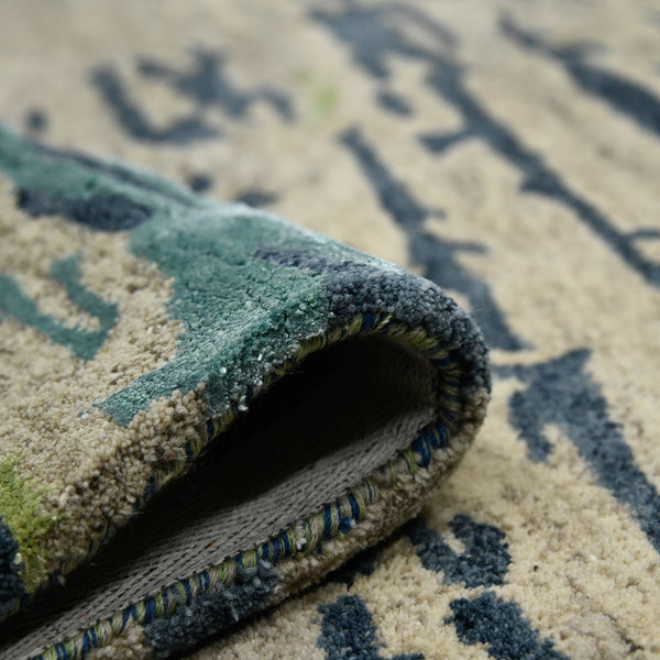 Abstract Hand-tufted Wool Viscose Area Rug Artisan Crafted Accent for Modern Living Spaces