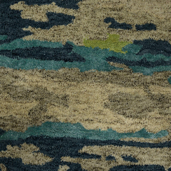 Abstract Hand-tufted Wool Viscose Area Rug Artisan Crafted Accent for Modern Living Spaces