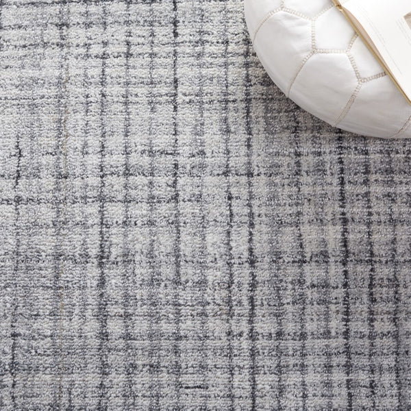 Safavieh Abstract 150 Hand Tufted Contemporary Rug Grey / Ivory ABT150F-5