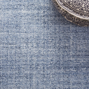 Safavieh Abstract 151 Hand Tufted Contemporary Rug Ivory / Navy ABT151N-4