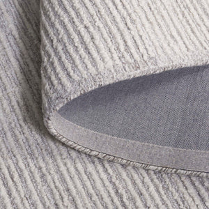 Safavieh Abstract Hand-tufted Runner Rug - Elegant Minimalist Design, Luxurious Comfort, Artisan Crafted Decor Grey ,Ivory 80% Wool,20% Cotton Abt303f-5