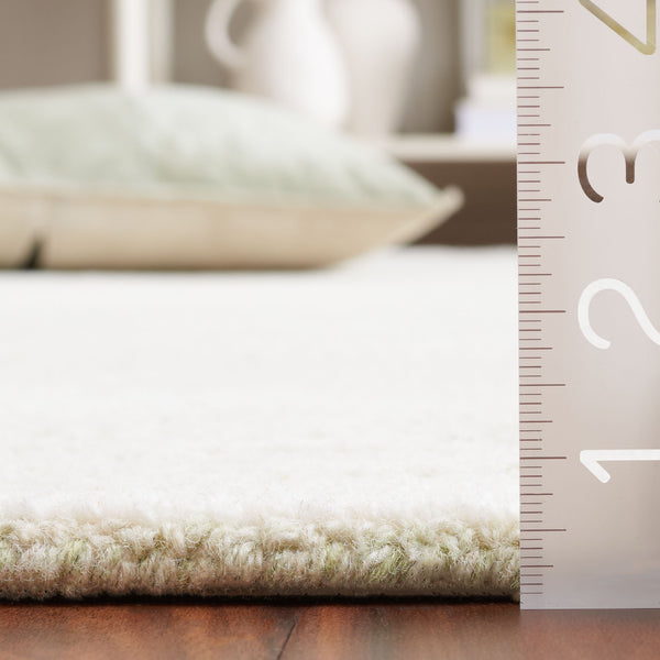 Safavieh Abstract 340 Hand Tufted  Rug Green / Ivory 5' x 8'