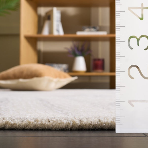Safavieh Abstract Hand-Tufted Wool Viscose Runner Rug for Hallways and Entryways Beige Grey 4'-0" x 6'-0" ABT344B-4
