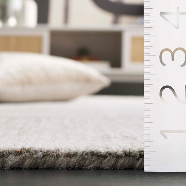 Safavieh Abstract Modern Hand Tufted Wool Runner Rug - Elegant Geometric Design For Luxurious Home Decor Sage Green ,Ivory Wool Pile Abt460w-5