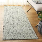 Safavieh Abstract 468 Hand Tufted Modern Rug Green / Ivory Wool Pile