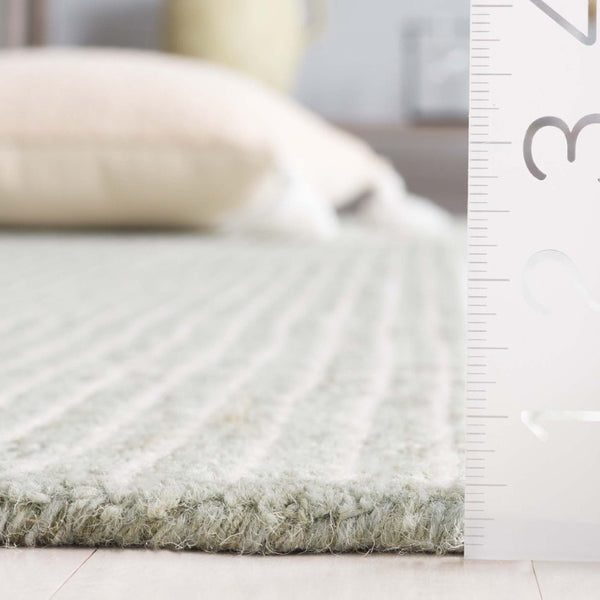 Safavieh Abstract Hand Tufted Wool Cotton Area Rug Sage Ivory Tones for Living Spaces 9' x 12' ABT482W-9