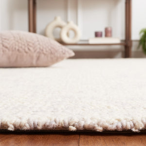 Safavieh Abstract 495 Hand Tufted Abstract Rug Light Grey / Ivory ABT495G-8