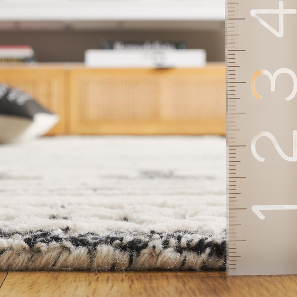 Safavieh Abstract Chic Hand-tufted Area Rug In Grey And Ivory - Modern Elegance For Your Home Décor Black ,Ivory 80% Wool,20% Cotton Abt559z-6r