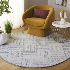 Safavieh Abstract Artisan-crafted Area Rug - Modern Geometric Design For Chic Interiors - Plush Comfort & Style Grey 27% Wool,27% Nylon,27% Pet,9% Viscose,10% Cotton Abt614f-6