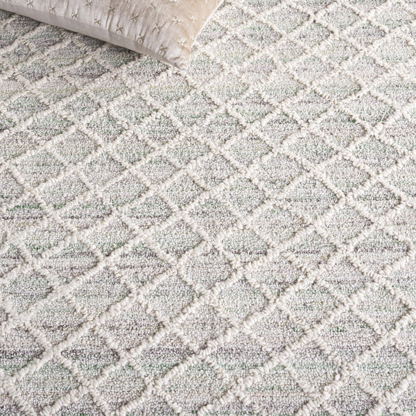 Safavieh Abstract Modern Hand-tufted Runner Rug - Elegant Lattice Design For Timeless Home Sophistication Green ,Ivory 27% Wool,27% Nylon,27% Pet,9% Viscose,10% Cotton Abt615y-5