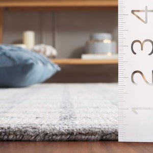 Safavieh Abstract Plaid Wool Viscose Area Rug Hand Tufted Ivory Grey for Living Room ABT648F-8