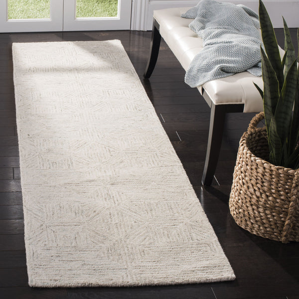 Safavieh Abstract Hand-Tufted Ivory & Light Blue Geometric Rug 6X8, 80% Wool Plush 1/2" Pile — Durable Stylish Accent ABT763J-68