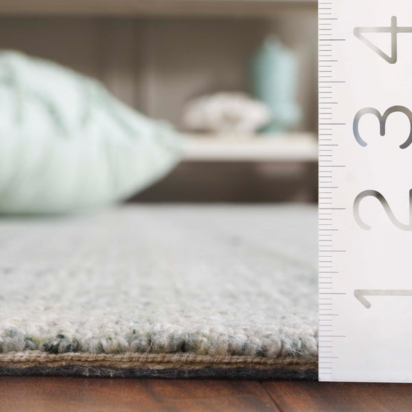 Safavieh Abstract Elegant Handcrafted Runner Rug In Luxurious Aqua And Grey Tones For Modern Home Décor Light Green ,Ivory 80% Pet,20% Cotton Abt976y-5