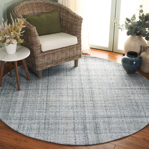 Safavieh Abstract Handcrafted Area Rug - Eco-friendly, Plush Texture, Modern Design For Stylish Home Decor Light Green ,Ivory 80% Pet,20% Cotton Abt976y-6