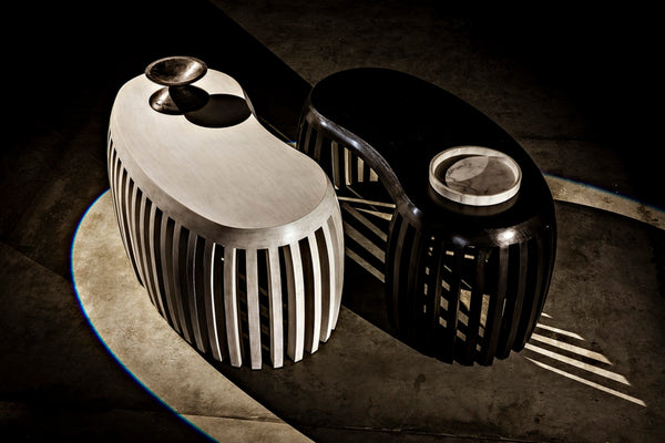 Noir 20" Round Tray - Hand-Formed Bianco Crown Marble for Elegant Decor, Serving, and Centerpiece Styling AC138-20