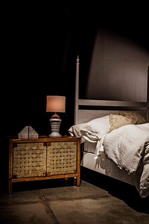 Noir Slide Marble Bookends – Hand-Formed Bianco Crown Stone Décor for Modern Shelving and Home Accents AC141