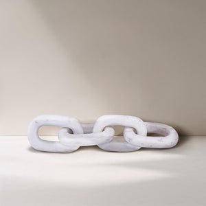 Meridian Furniture Lynx Sculptural Chain Links Carved Stone Tabletop Accent with Natural Veining for Shelves White Genuine Marble ACC108-White